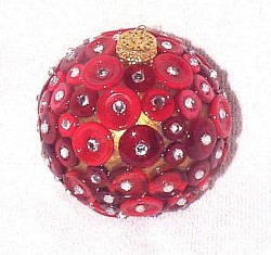 Ornament with buttons and acrylic rhinestones